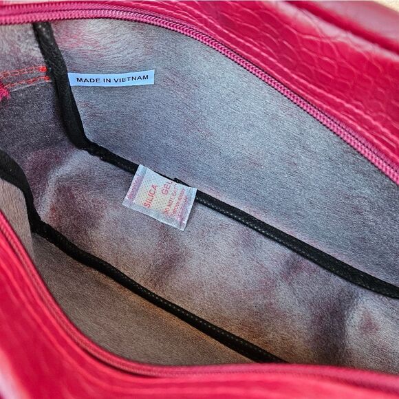 NWOT Red Faux Leather Cosmetic Bag - Picture 8 of 13